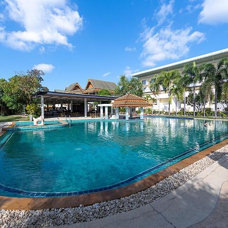 Blue Beach Grand Resort And Spa In Chalong Phuket By Dayuu Ban Saiyuan Ngoại thất bức ảnh