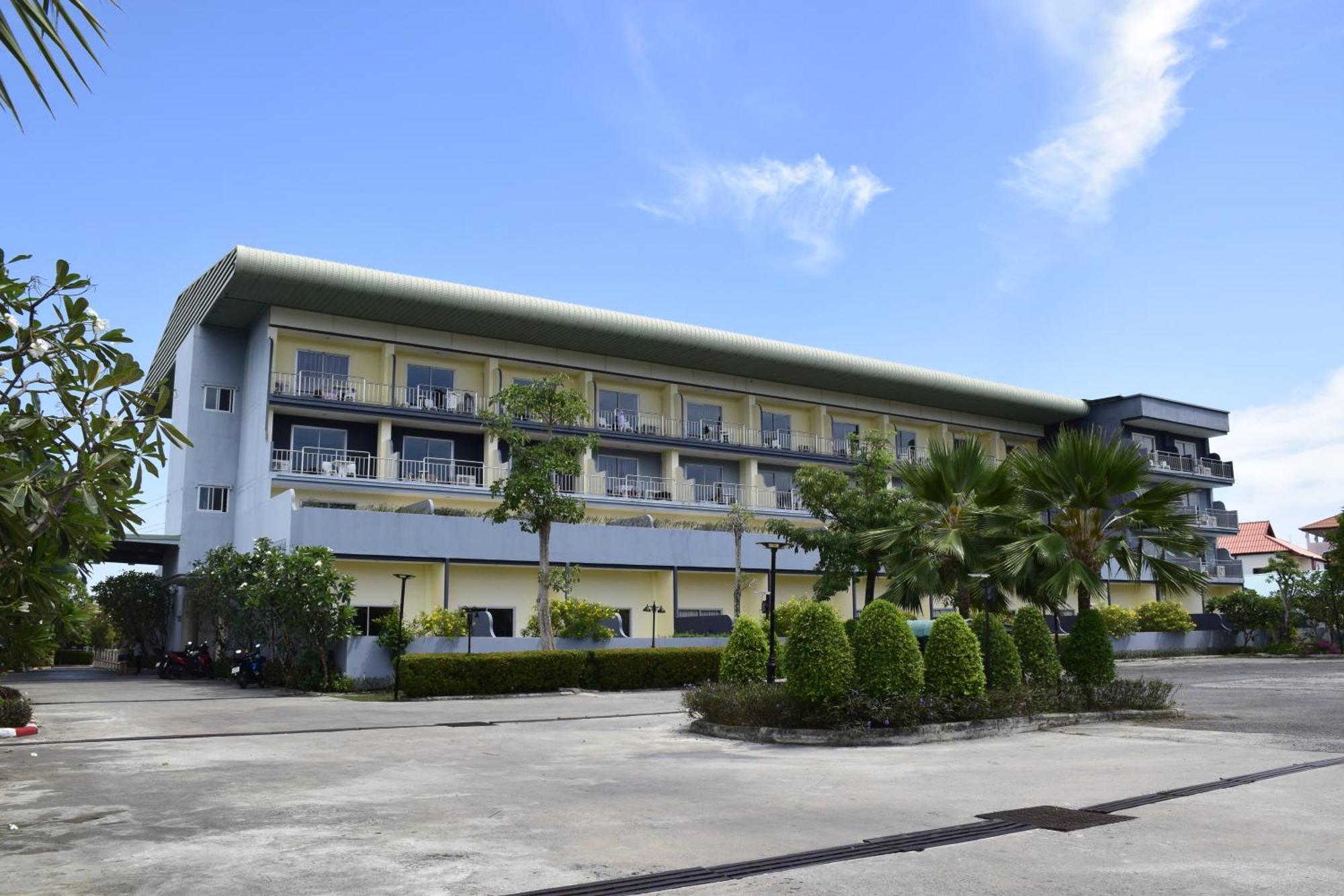 Blue Beach Grand Resort And Spa In Chalong Phuket By Dayuu Ban Saiyuan Ngoại thất bức ảnh