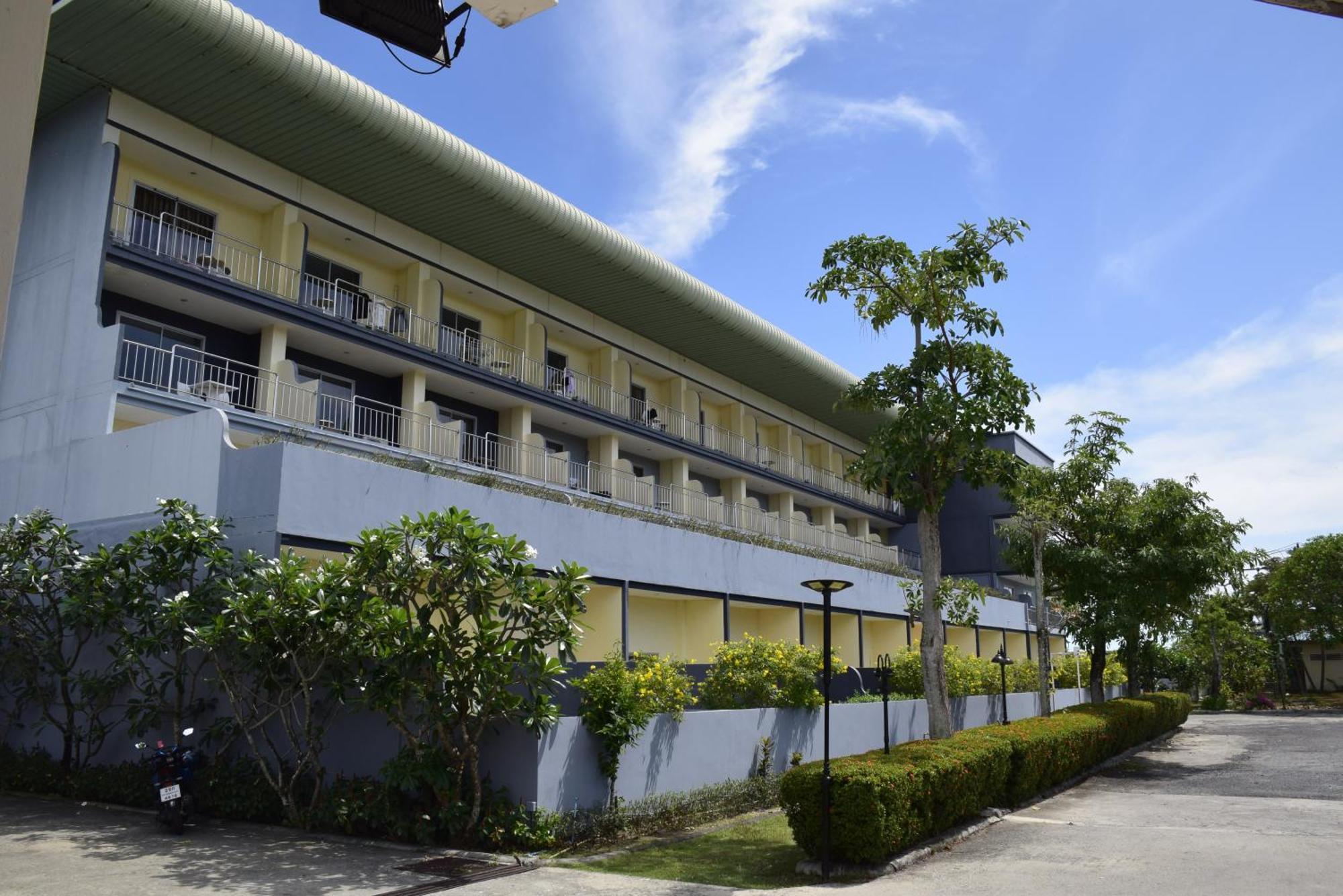 Blue Beach Grand Resort And Spa In Chalong Phuket By Dayuu Ban Saiyuan Ngoại thất bức ảnh