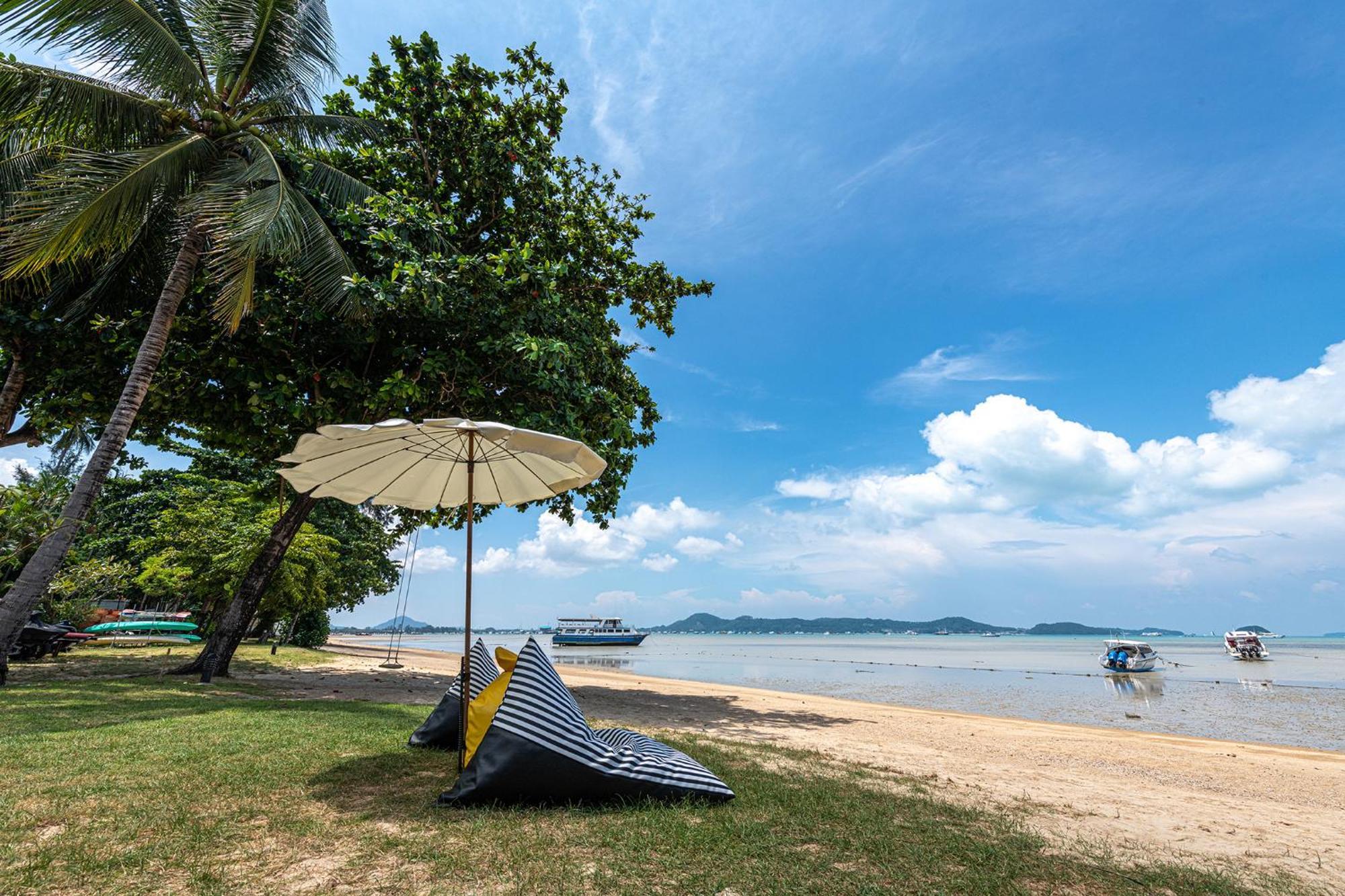 Blue Beach Grand Resort And Spa In Chalong Phuket By Dayuu Ban Saiyuan Ngoại thất bức ảnh
