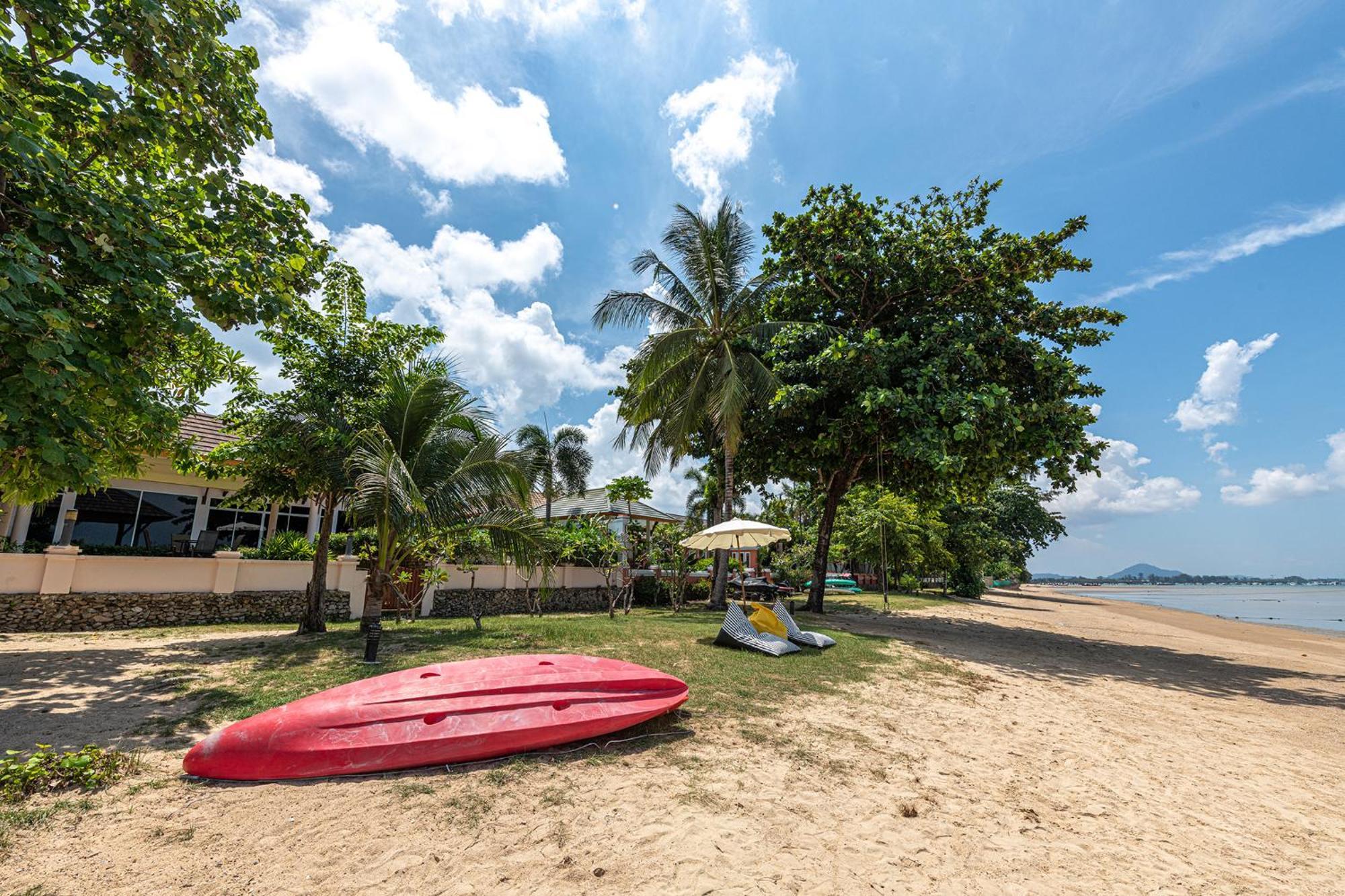 Blue Beach Grand Resort And Spa In Chalong Phuket By Dayuu Ban Saiyuan Ngoại thất bức ảnh