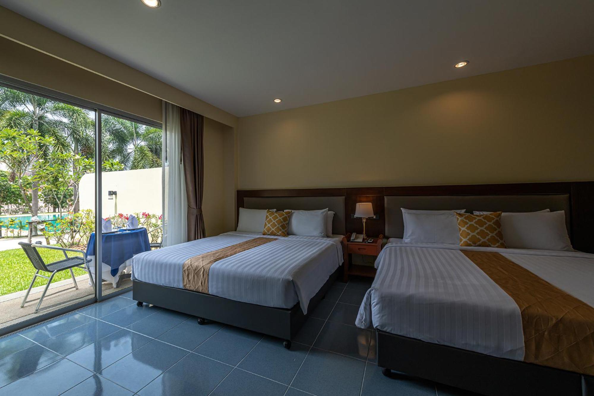 Blue Beach Grand Resort And Spa In Chalong Phuket By Dayuu Ban Saiyuan Ngoại thất bức ảnh