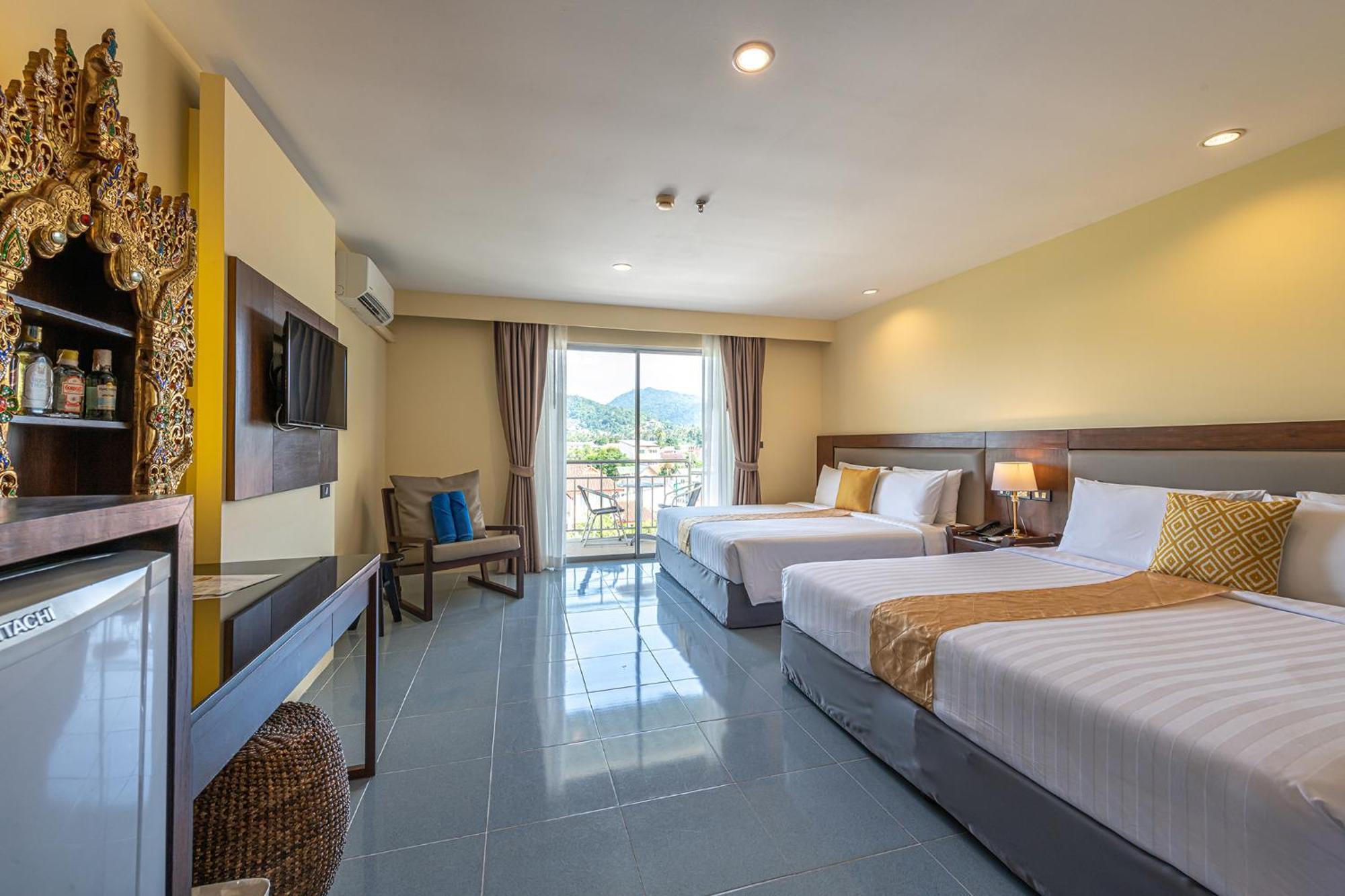 Blue Beach Grand Resort And Spa In Chalong Phuket By Dayuu Ban Saiyuan Ngoại thất bức ảnh