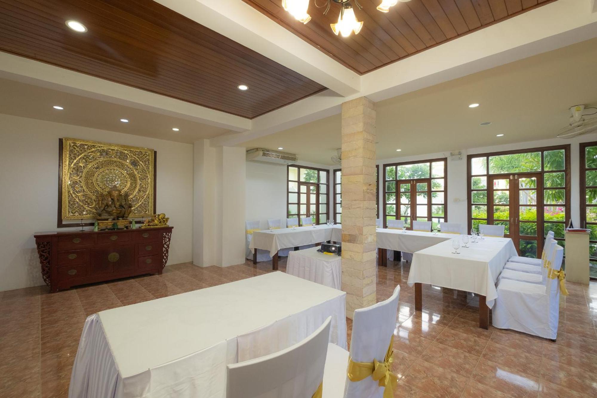 Blue Beach Grand Resort And Spa In Chalong Phuket By Dayuu Ban Saiyuan Ngoại thất bức ảnh