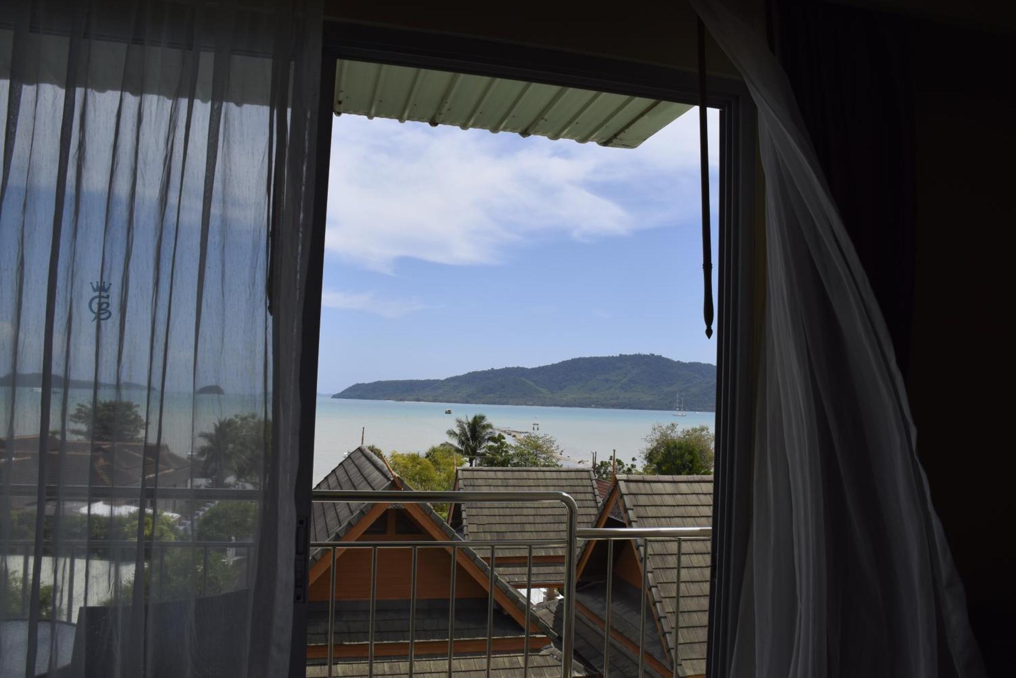Blue Beach Grand Resort And Spa In Chalong Phuket By Dayuu Ban Saiyuan Ngoại thất bức ảnh