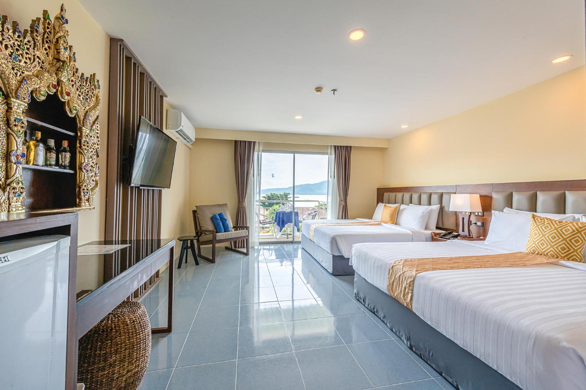 Blue Beach Grand Resort And Spa In Chalong Phuket By Dayuu Ban Saiyuan Ngoại thất bức ảnh