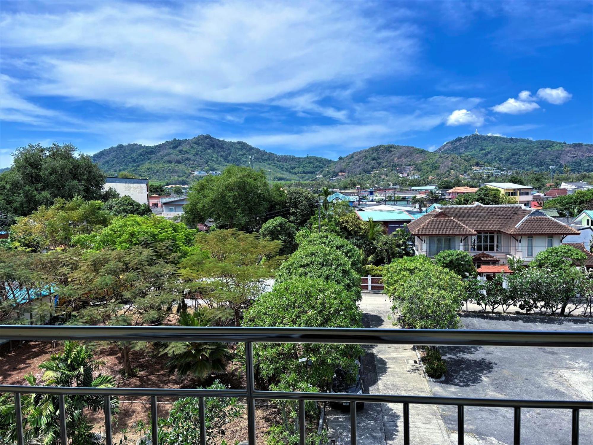 Blue Beach Grand Resort And Spa In Chalong Phuket By Dayuu Ban Saiyuan Ngoại thất bức ảnh